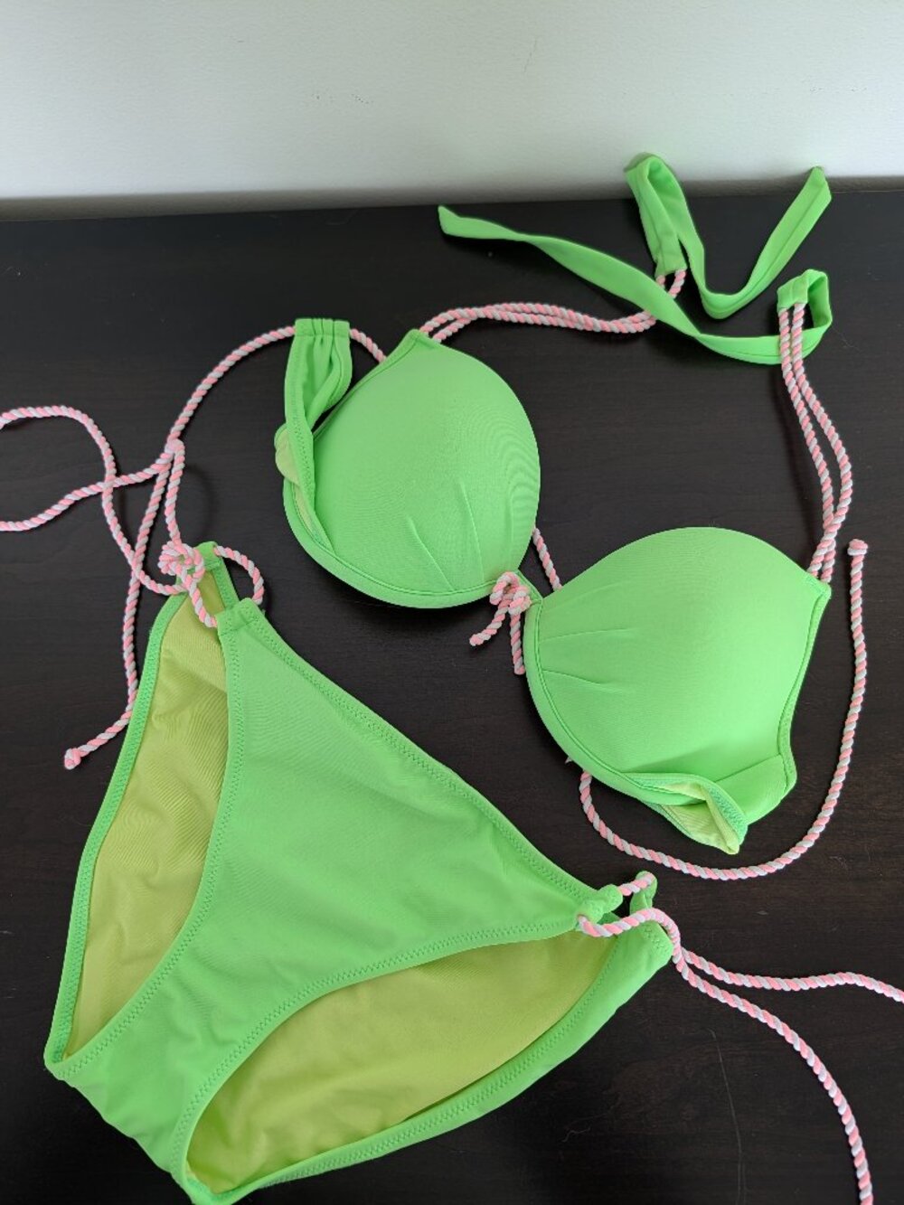 VS Neon Green Braided Triangle Wired Bikini | Y2K Rare Find | 32C / S